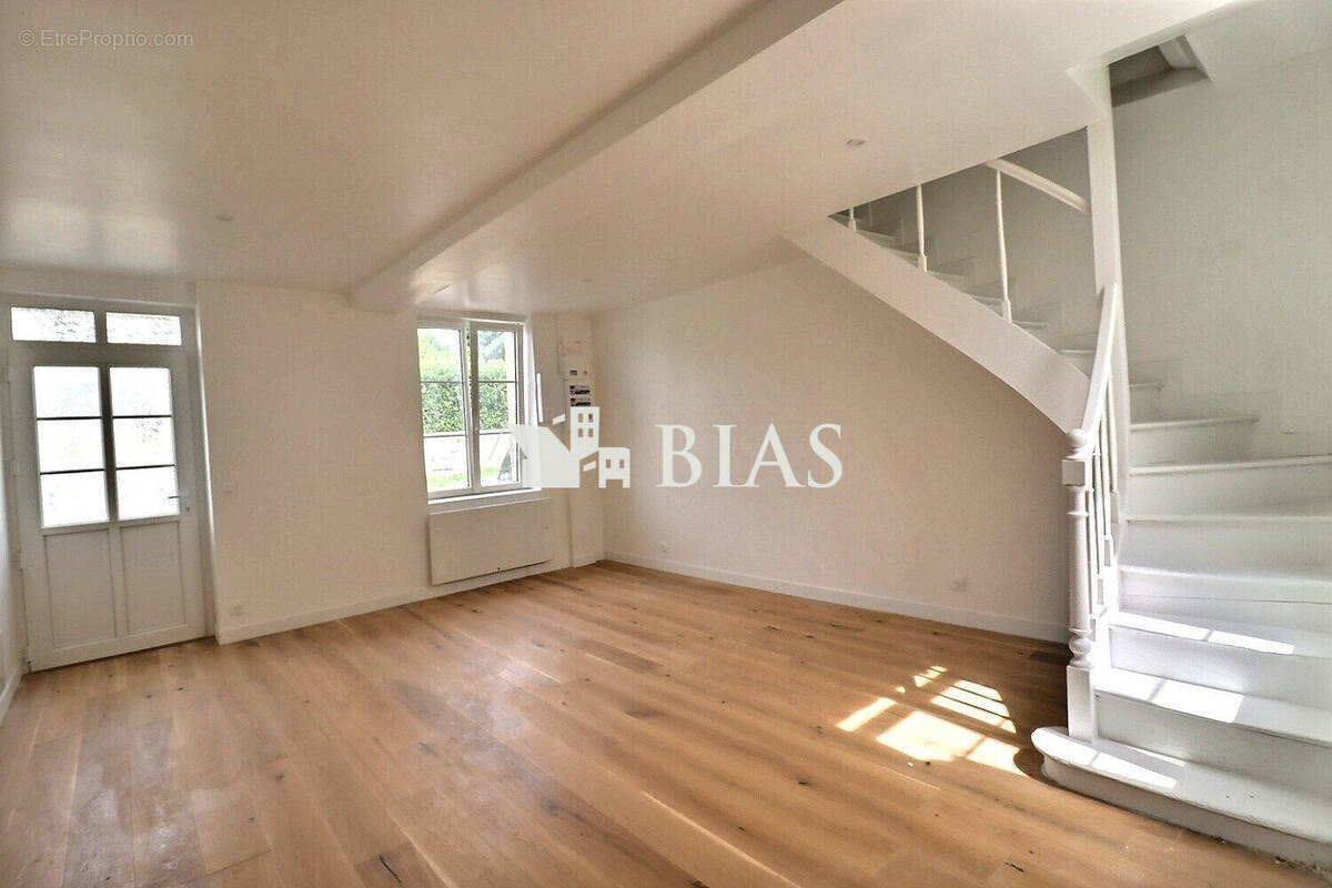 Maison 90 m² à Pont-L'eveque  - photo 4