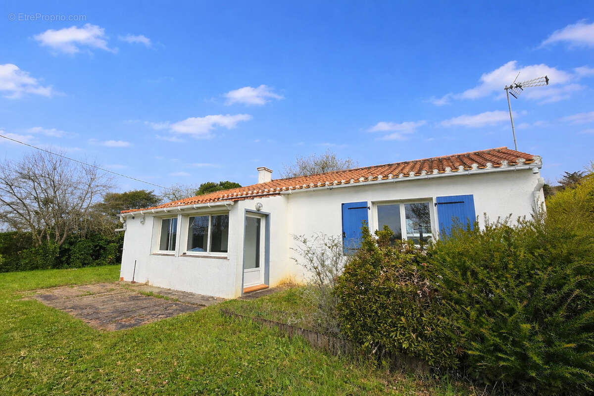 Maison à NOTRE-DAME-DE-RIEZ