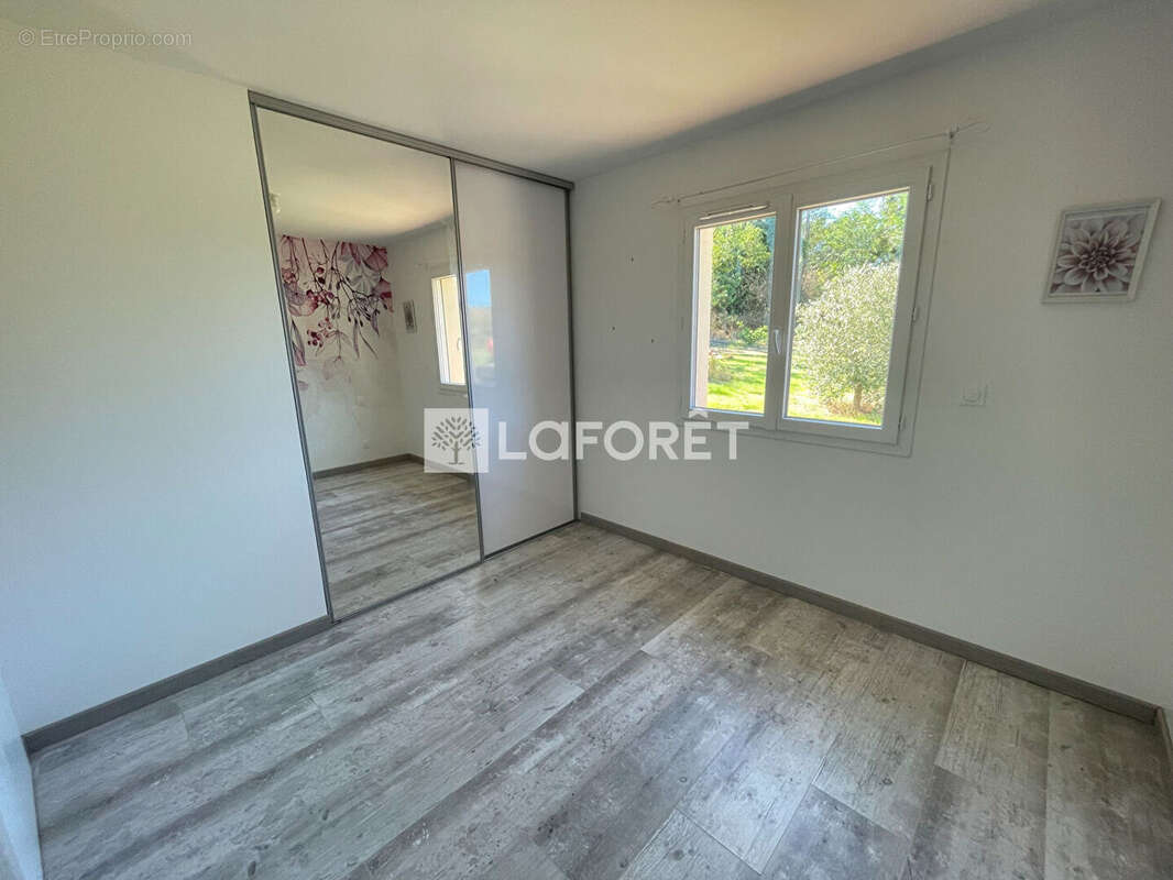 Maison à SAINT-JEAN-DU-FALGA