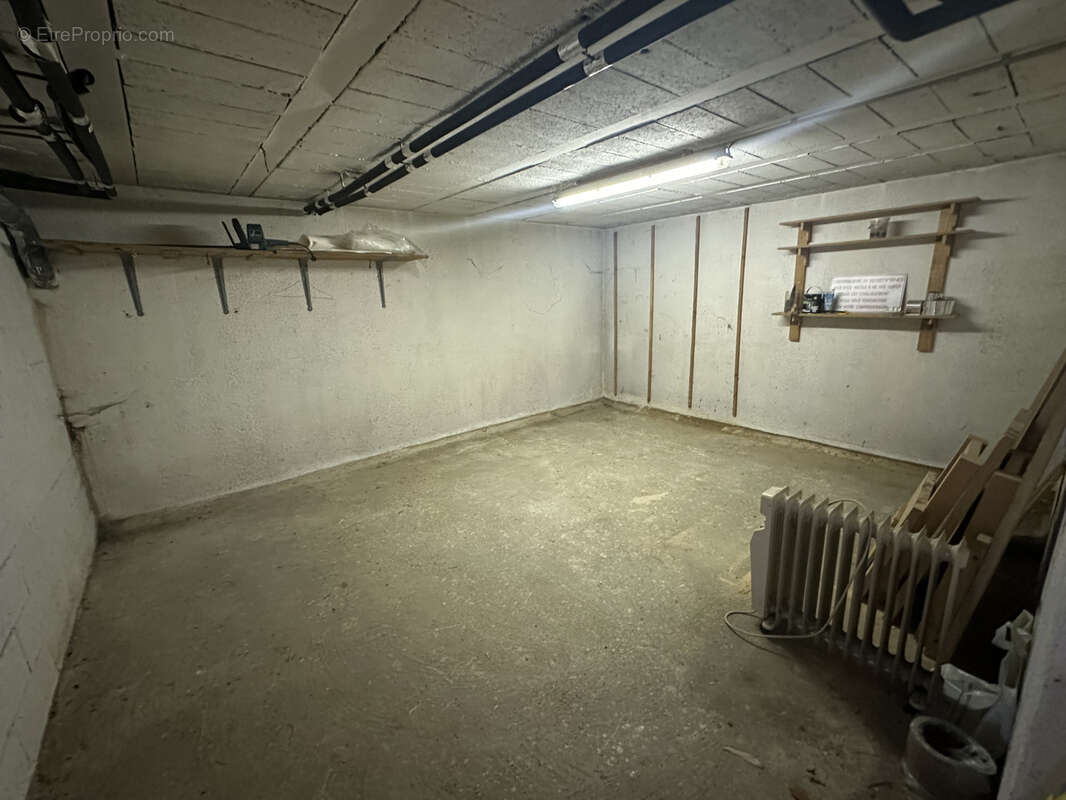 Maison à VAUX-LE-PENIL