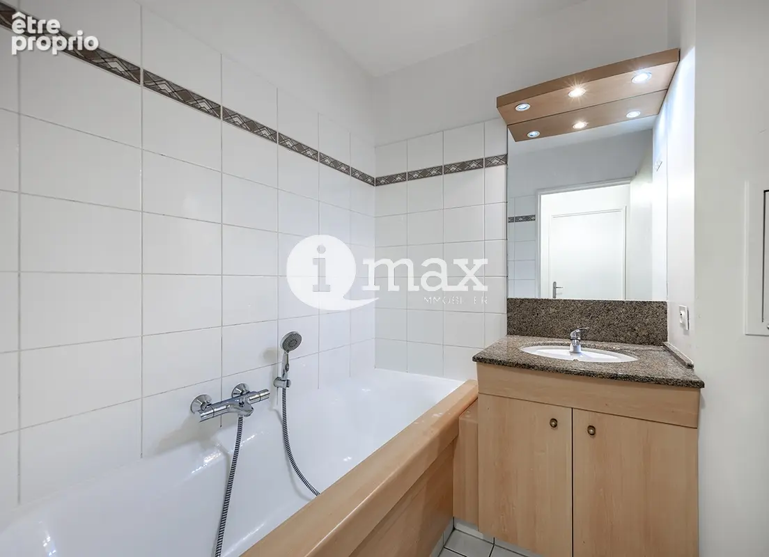 Levallois - 2 pièces  - 520 000 euros fai - photo 4