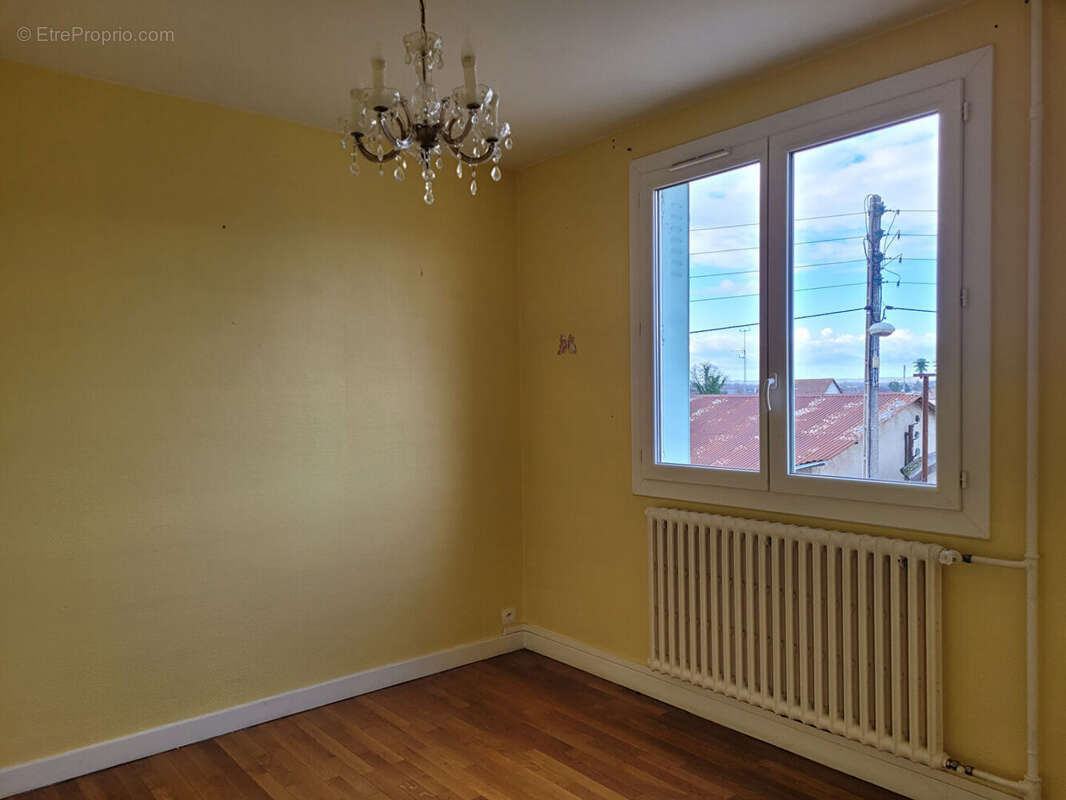 Appartement à VARENNES-SUR-ALLIER