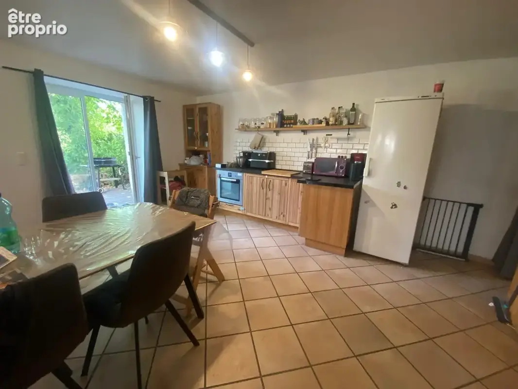 Maison atypique renovee de 170 m2 avec charme et cachet + grand garage et terrain de 600 m2 - photo 3
