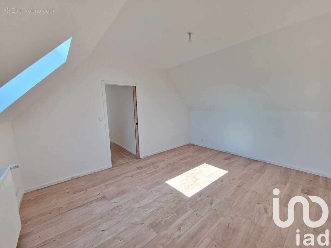 Photo 9 - Maison à BONNEE