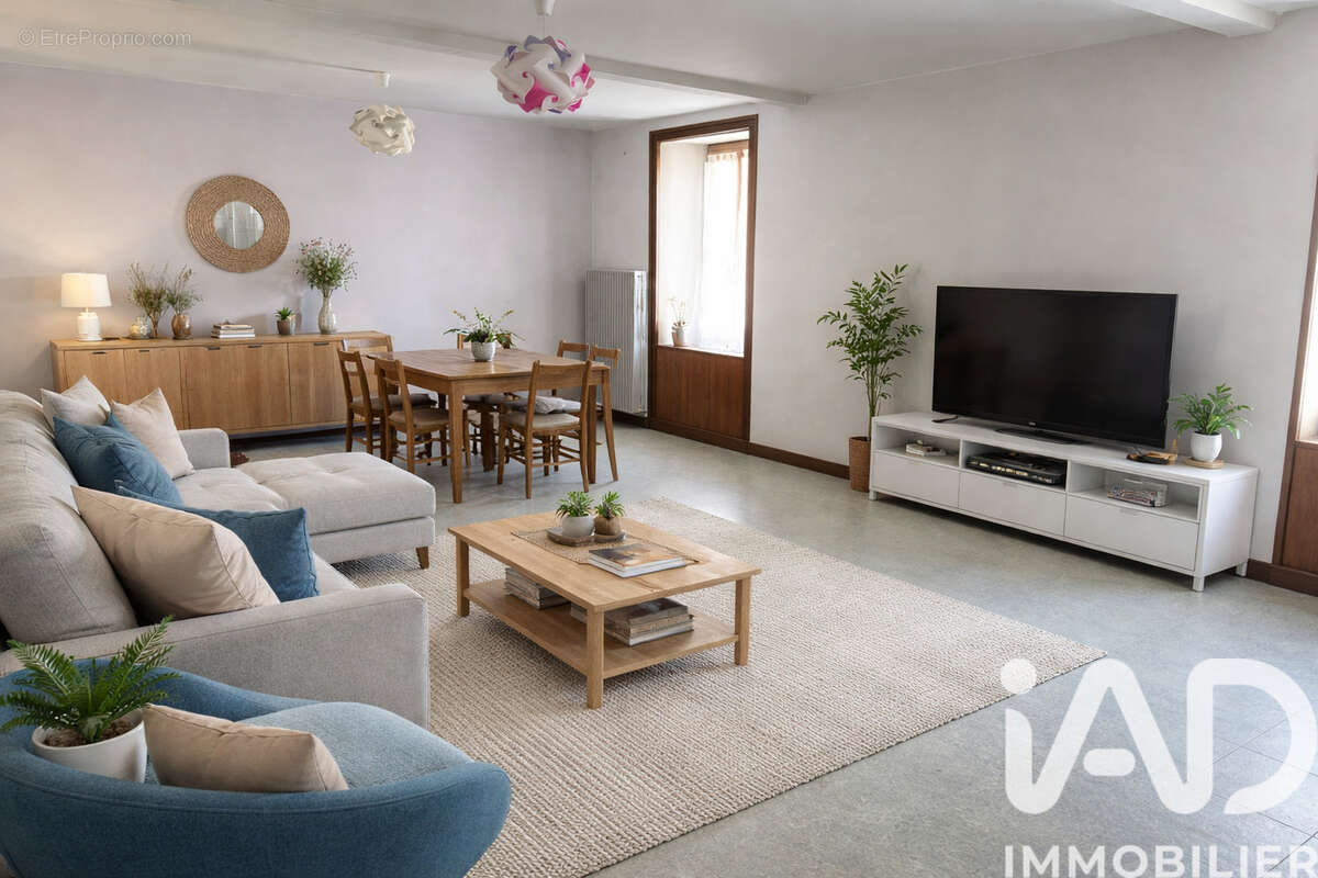 Photo 5 - Maison à SAIL-SOUS-COUZAN