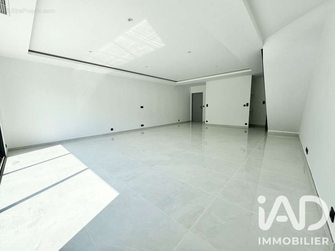 Maison 120 m² à Passa  - photo 3