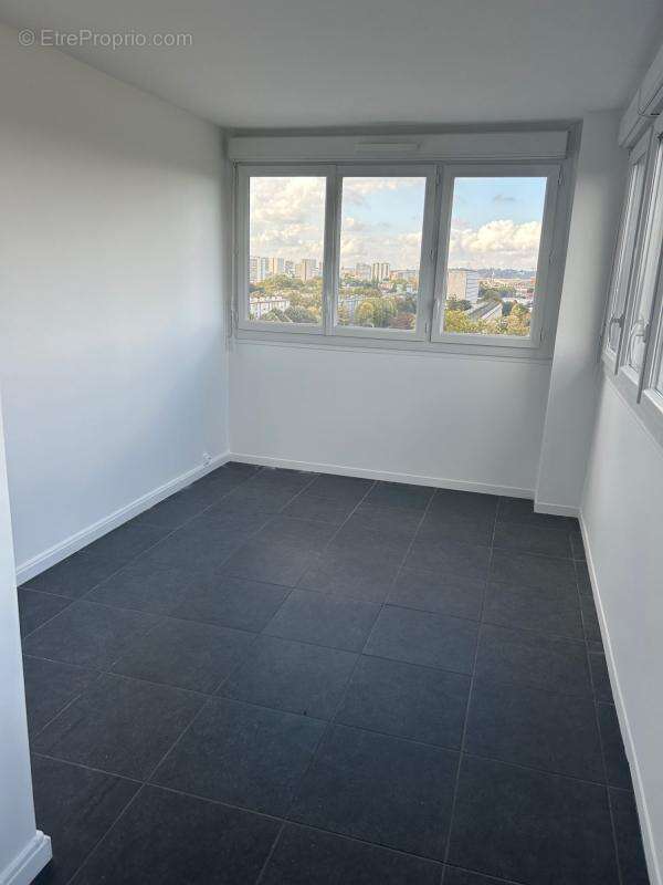 Appartement à SARCELLES