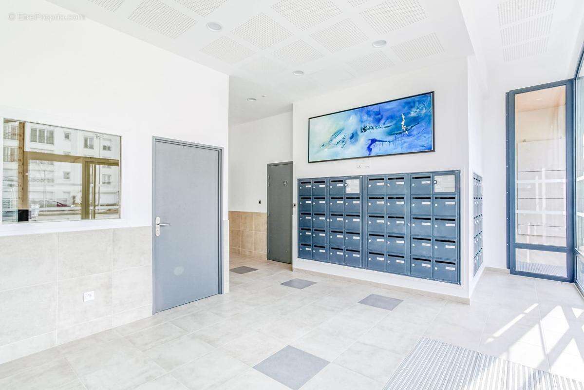 Appartement à HOUILLES