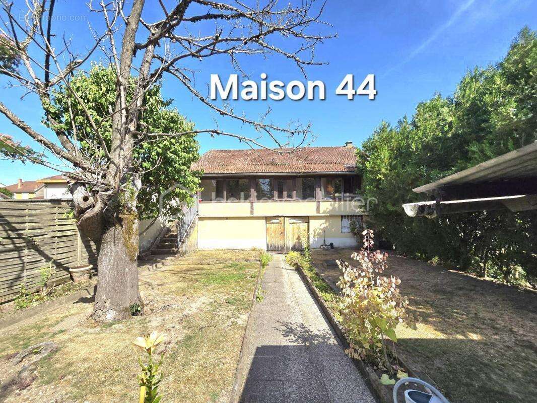 Appartement à PUY-GUILLAUME