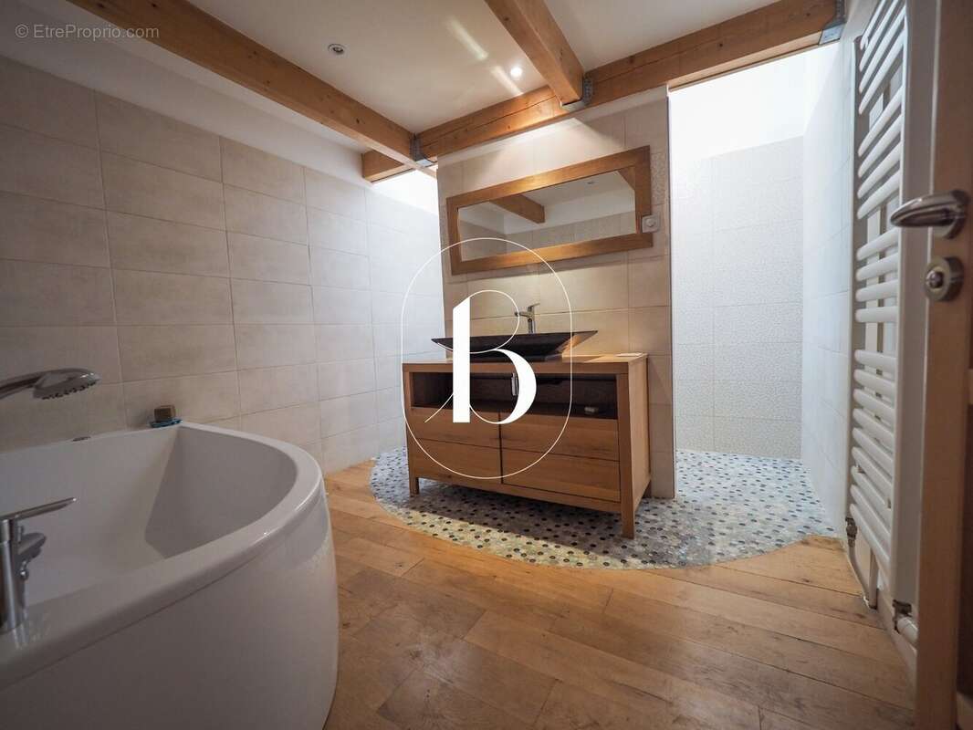 Maison à GOUDARGUES