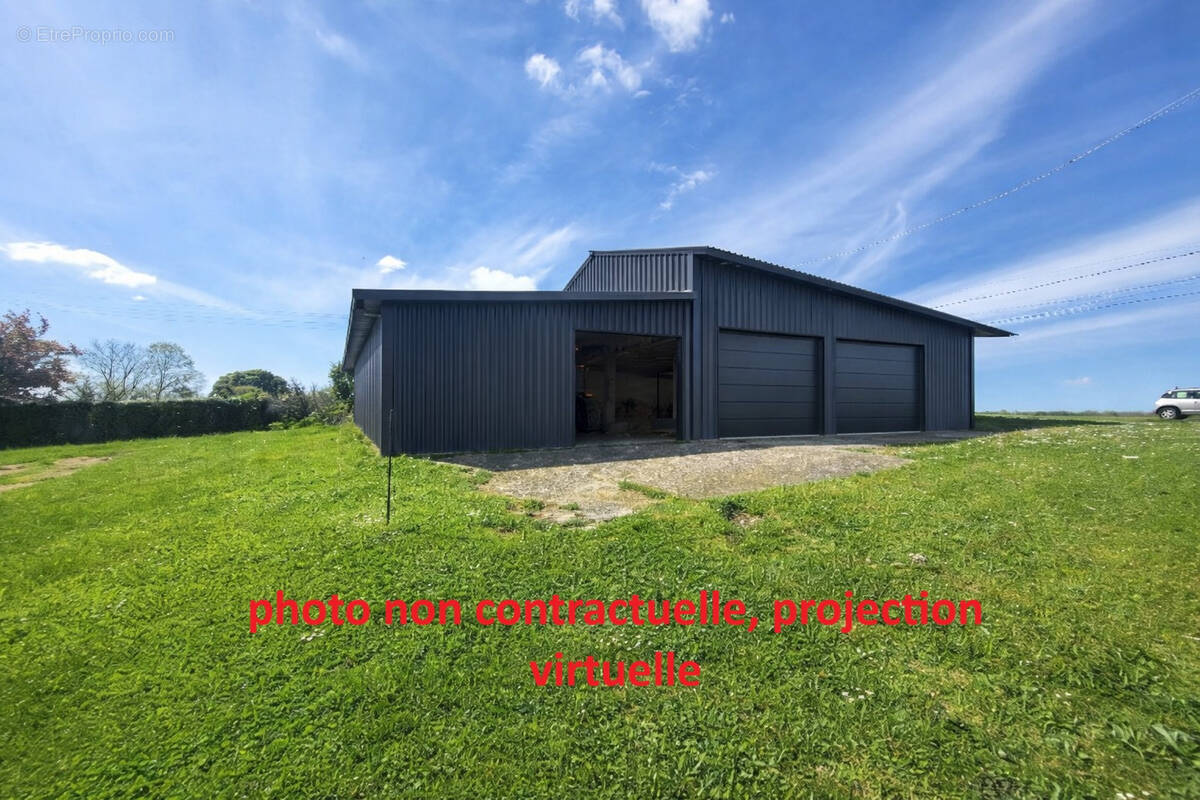 Parking à CHATILLON-SUR-CHALARONNE