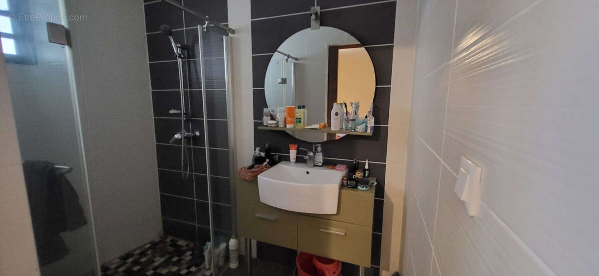 Photo 5 - Appartement à SAINT-DENIS