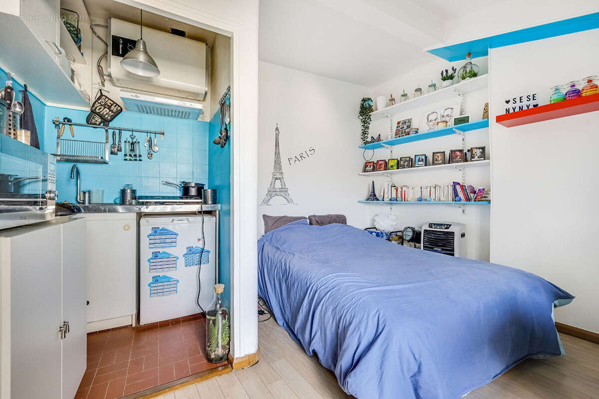 Appartement Paris 1 pièce(s) 16 m2 - photo 7