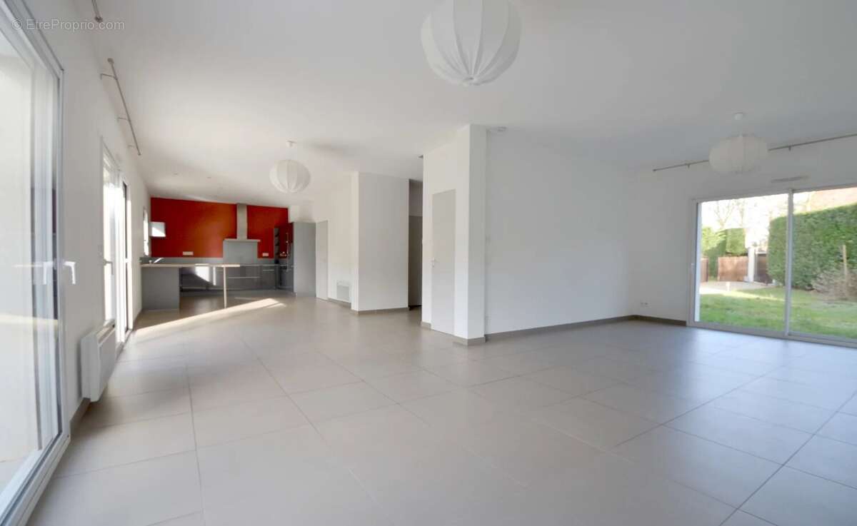 Maison à CROISSY-SUR-SEINE