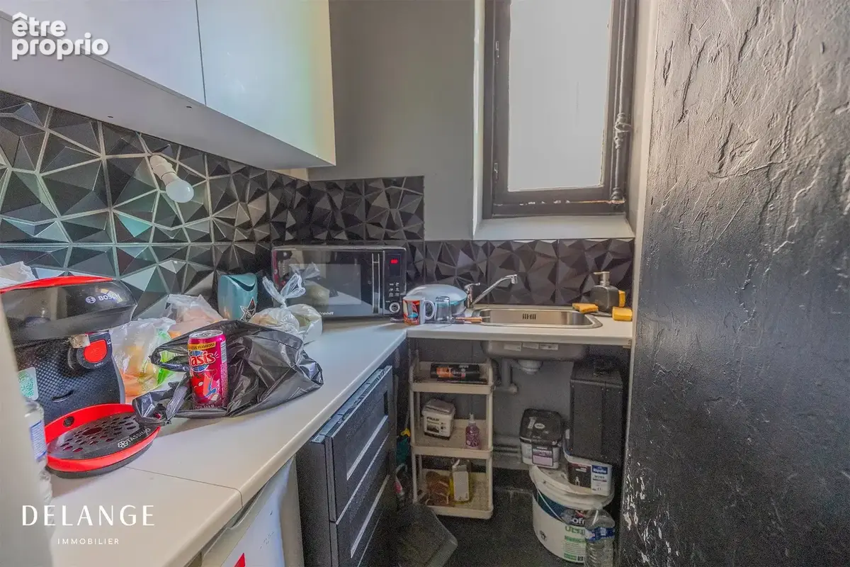 Rue Bobillot - Local Commercial loué de 41 m² - photo 4