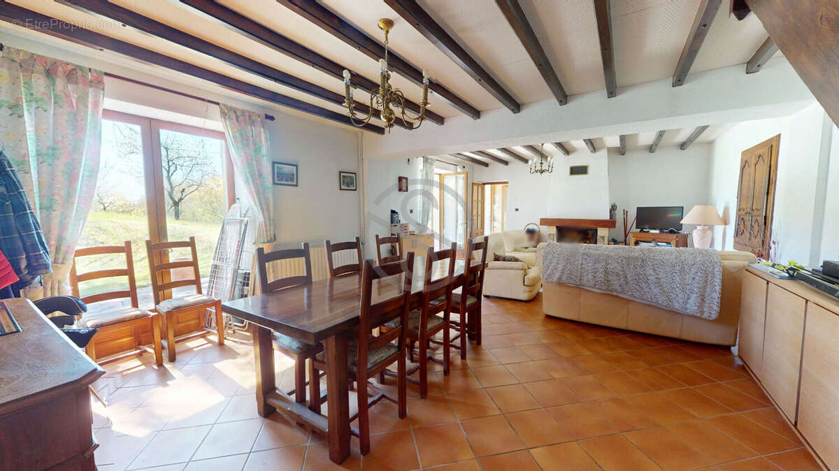 Maison dauphinoise - 3 chambres + double garage - photo 8