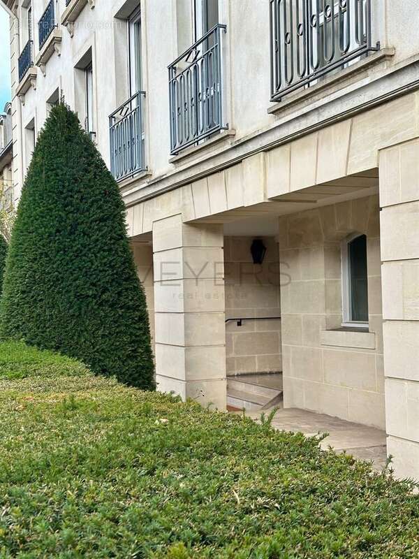 Appartement à VERSAILLES