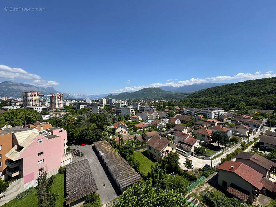 Appartement à ECHIROLLES