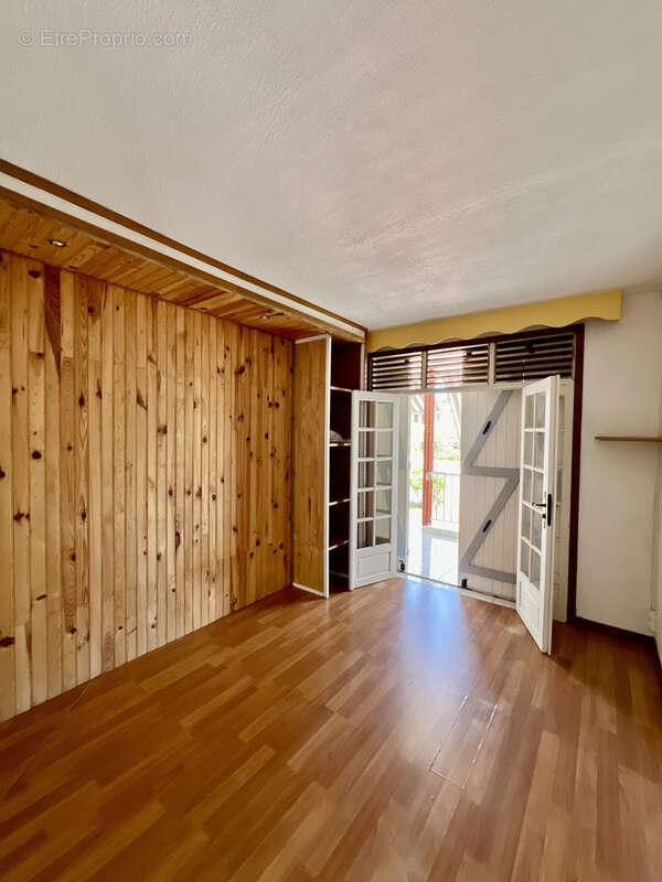 Appartement à BASSE-TERRE