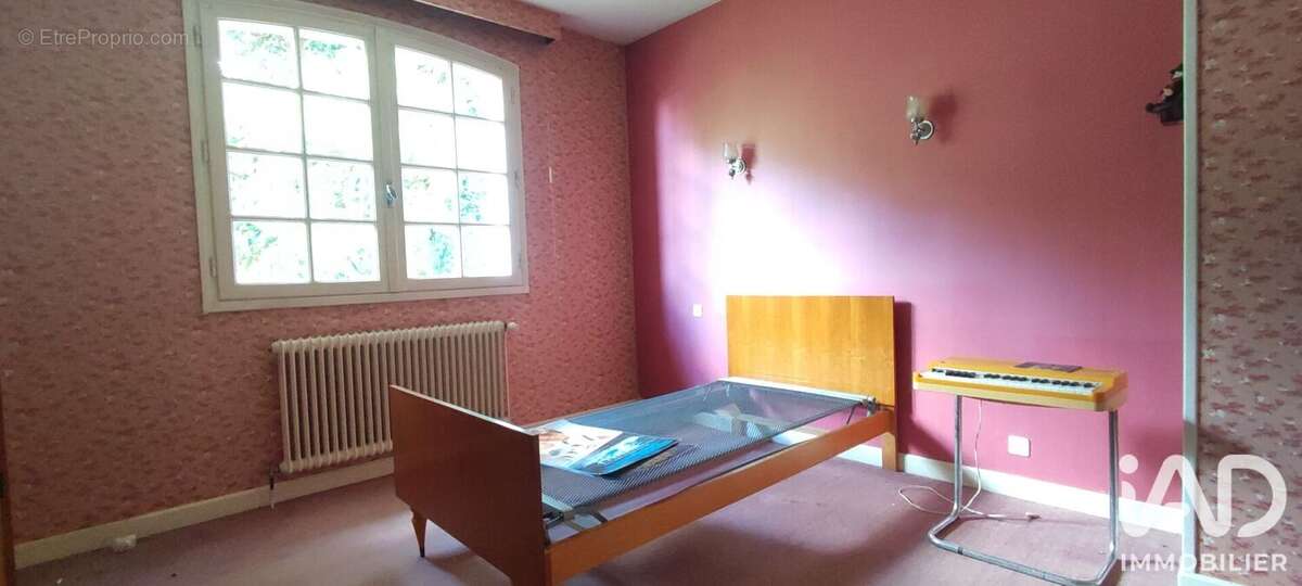 Maison 135 m² à La Creche  - photo 8