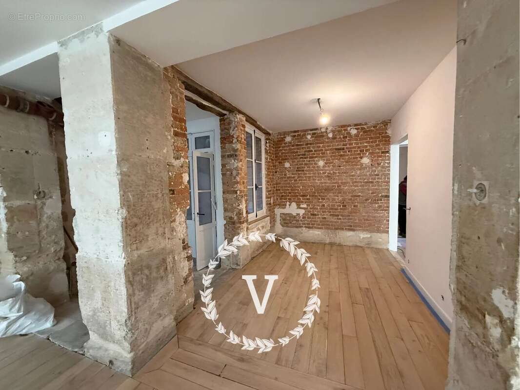 Commerce à PARIS-18E