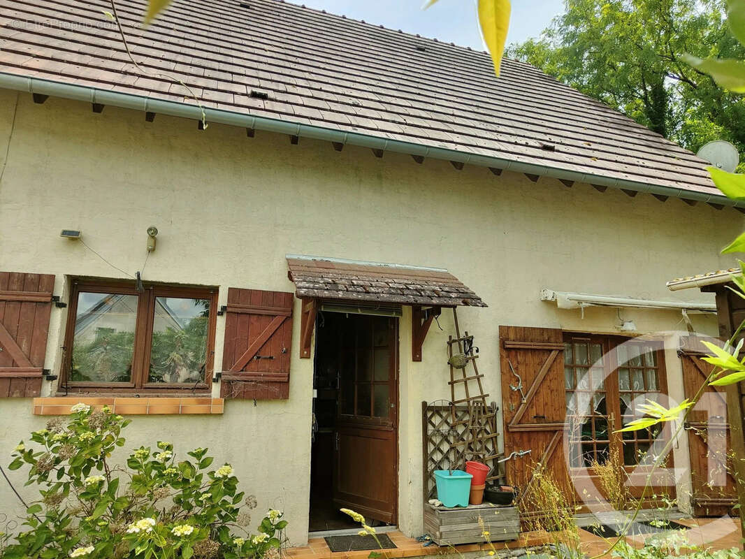 Maison à COSNE-COURS-SUR-LOIRE