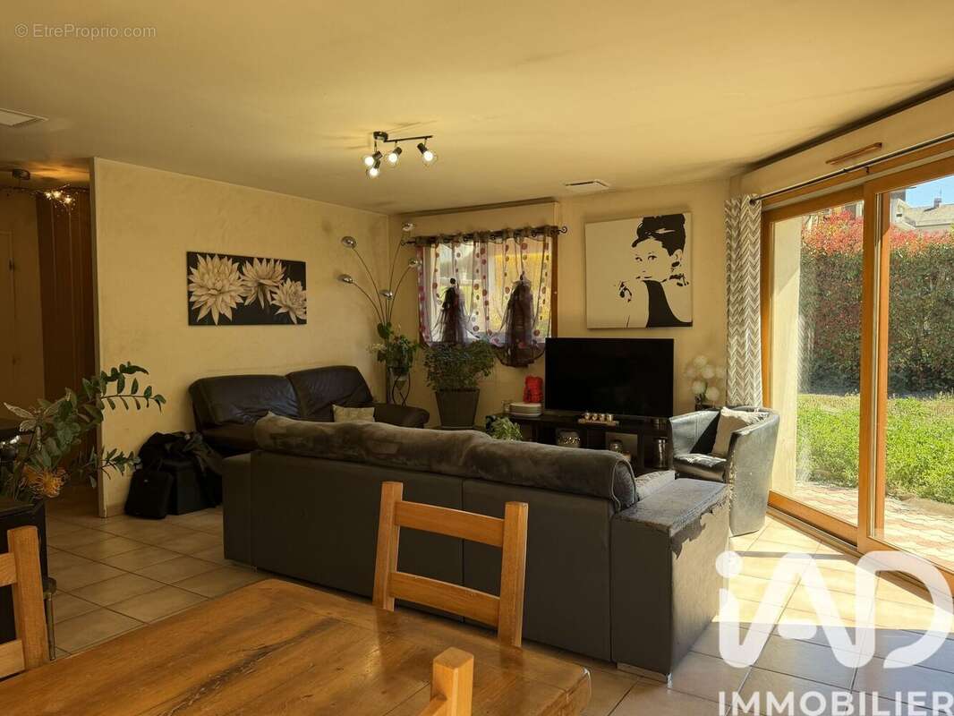 Photo 4 - Maison à SAINT-JULIEN-MONT-DENIS