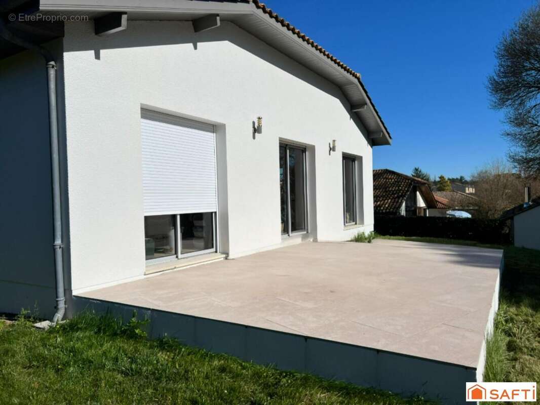 Photo 2 - Maison à LA BREDE