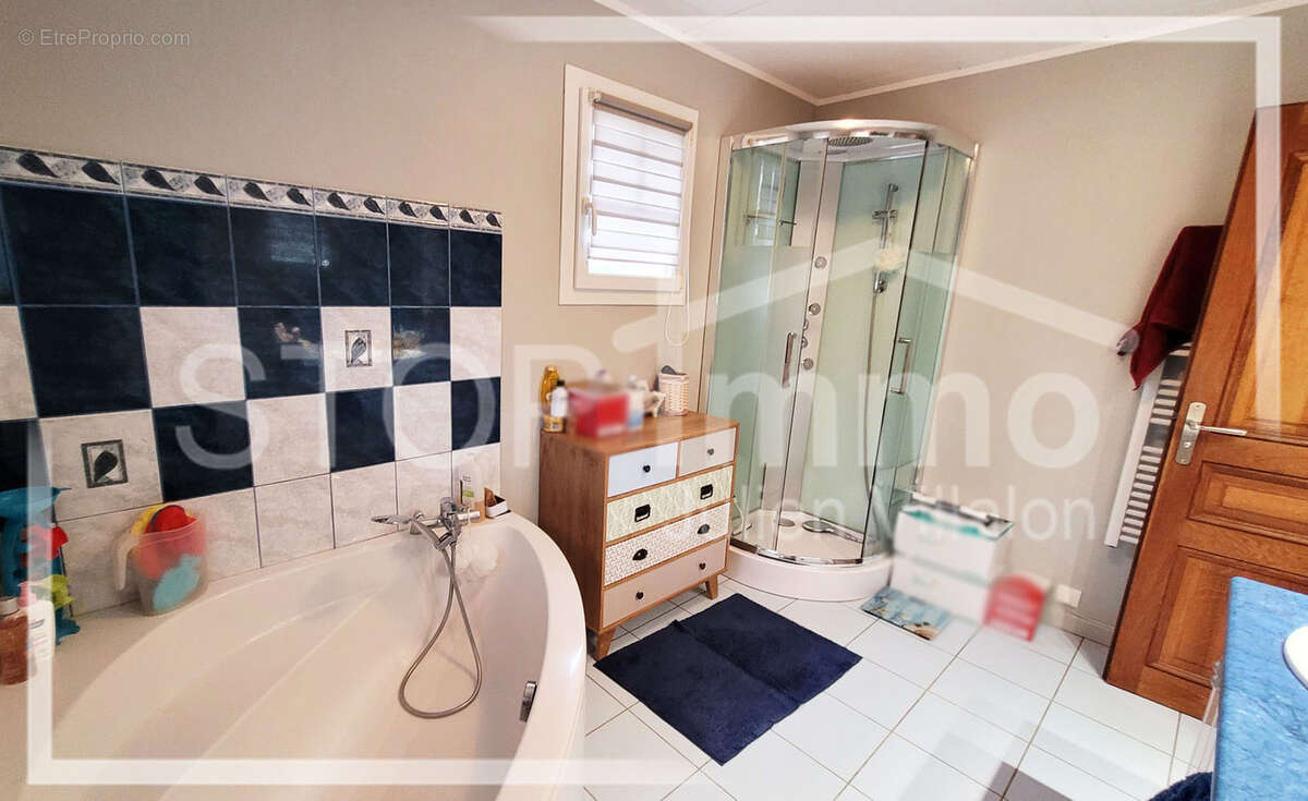 Maison à ESTREELLES