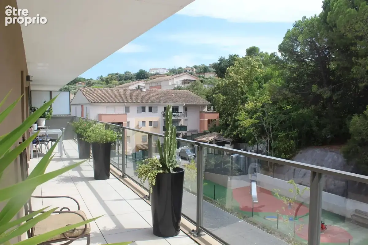 GRASSE SUD, superbe villa- appartement récent - photo 4
