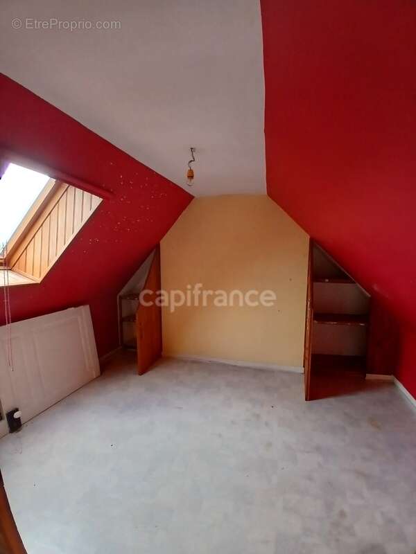 Maison 3 pièces en pierre à restaurer - LA GRAVERIE (14350) - photo 18