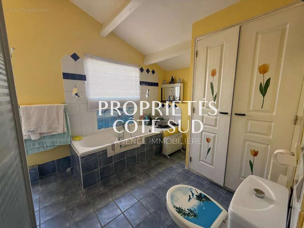 Maison à MONTFAUCON