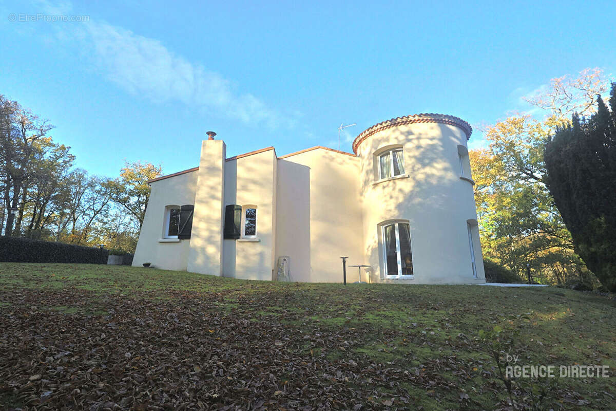 Maison à SAINT-SEBASTIEN-SUR-LOIRE