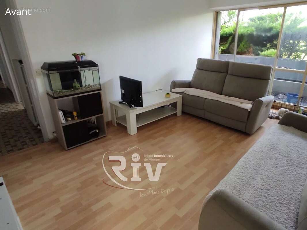 Appartement à LE PEAGE-DE-ROUSSILLON