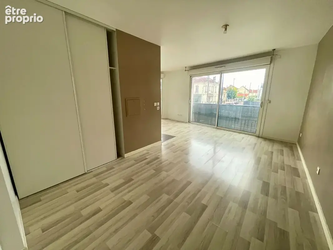 Appartement à SARTROUVILLE