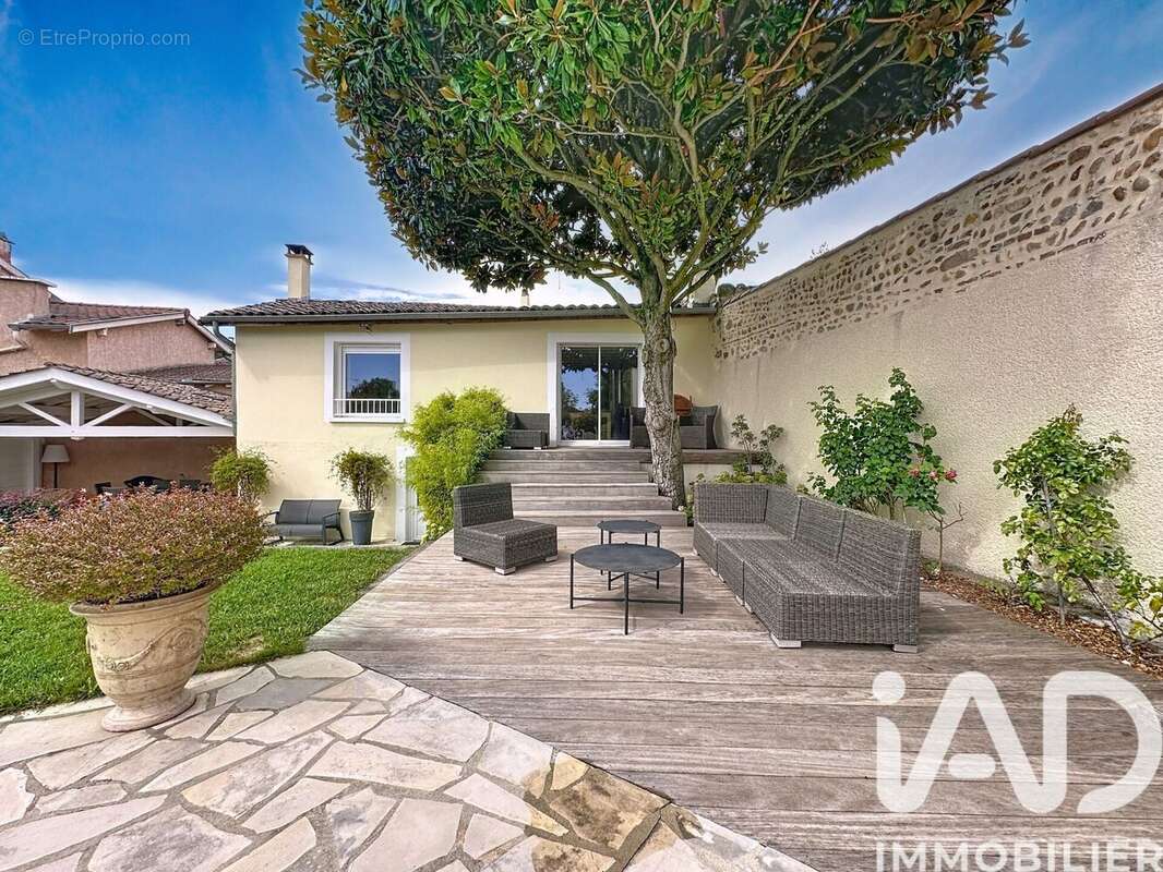 Photo 5 - Maison à CHARLY