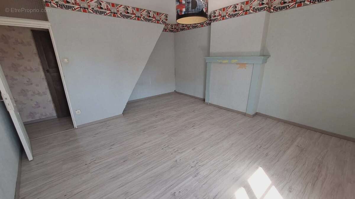 Maison à FRESNES-SUR-ESCAUT
