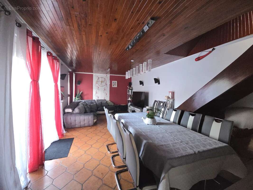 Maison à BOUXIERES-AUX-DAMES