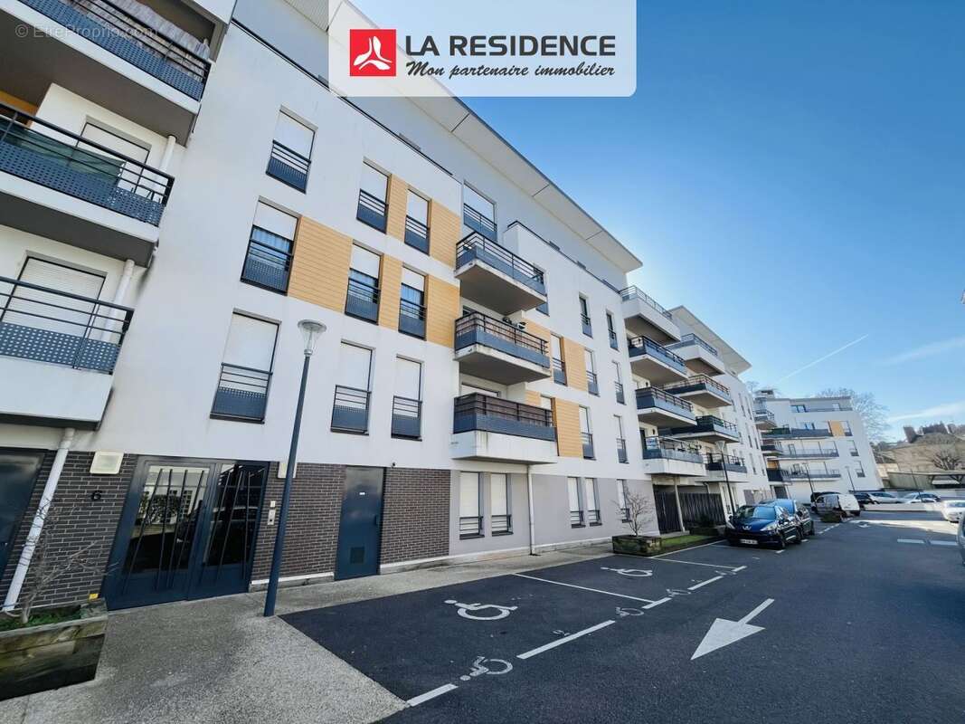 Appartement à SAINT-OUEN-L'AUMONE