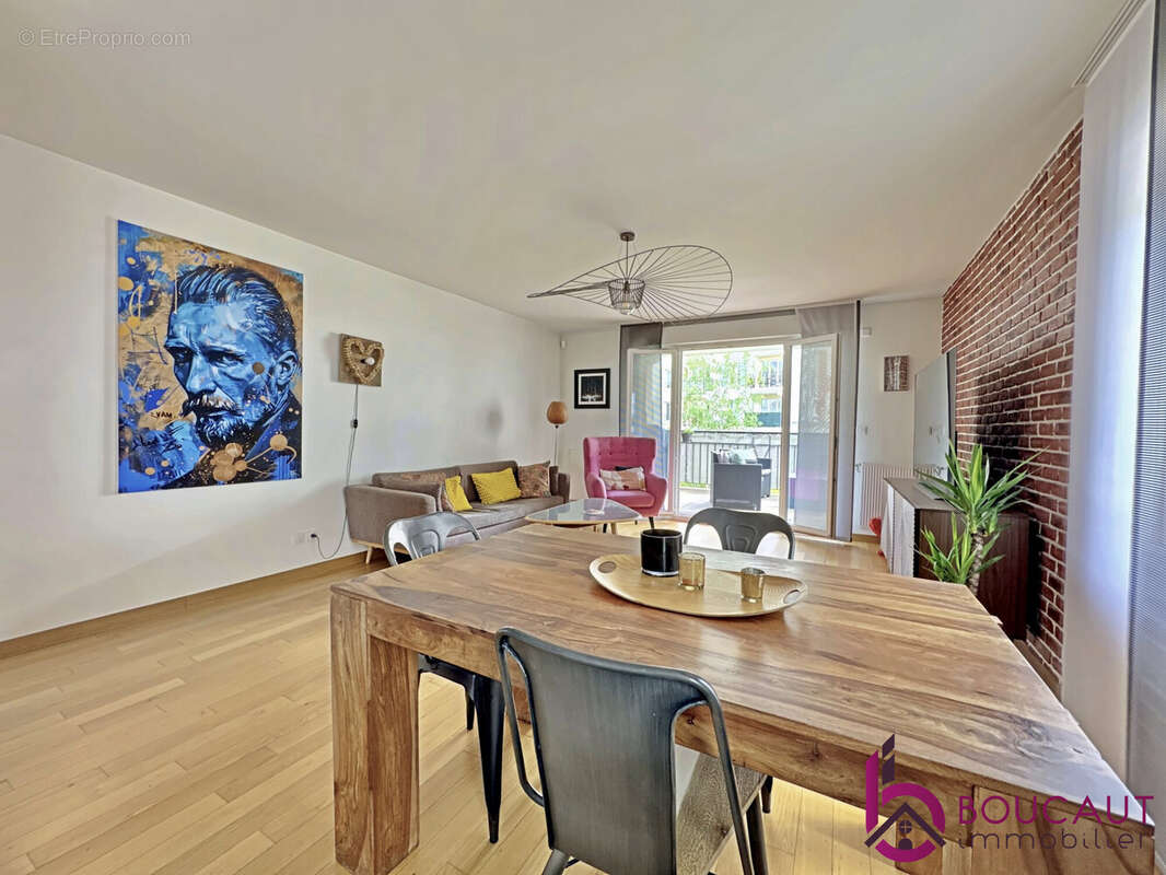 Appartement à LE PLESSIS-ROBINSON