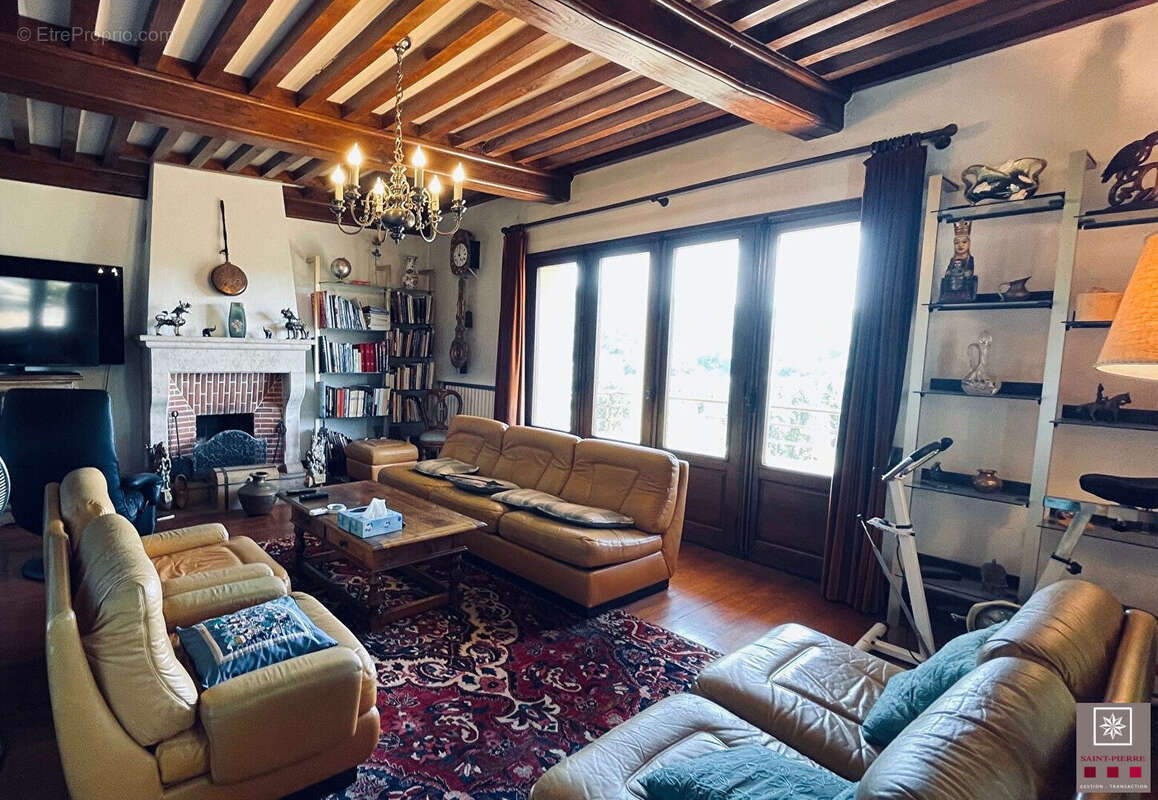 Maison à AMBERIEU-EN-BUGEY