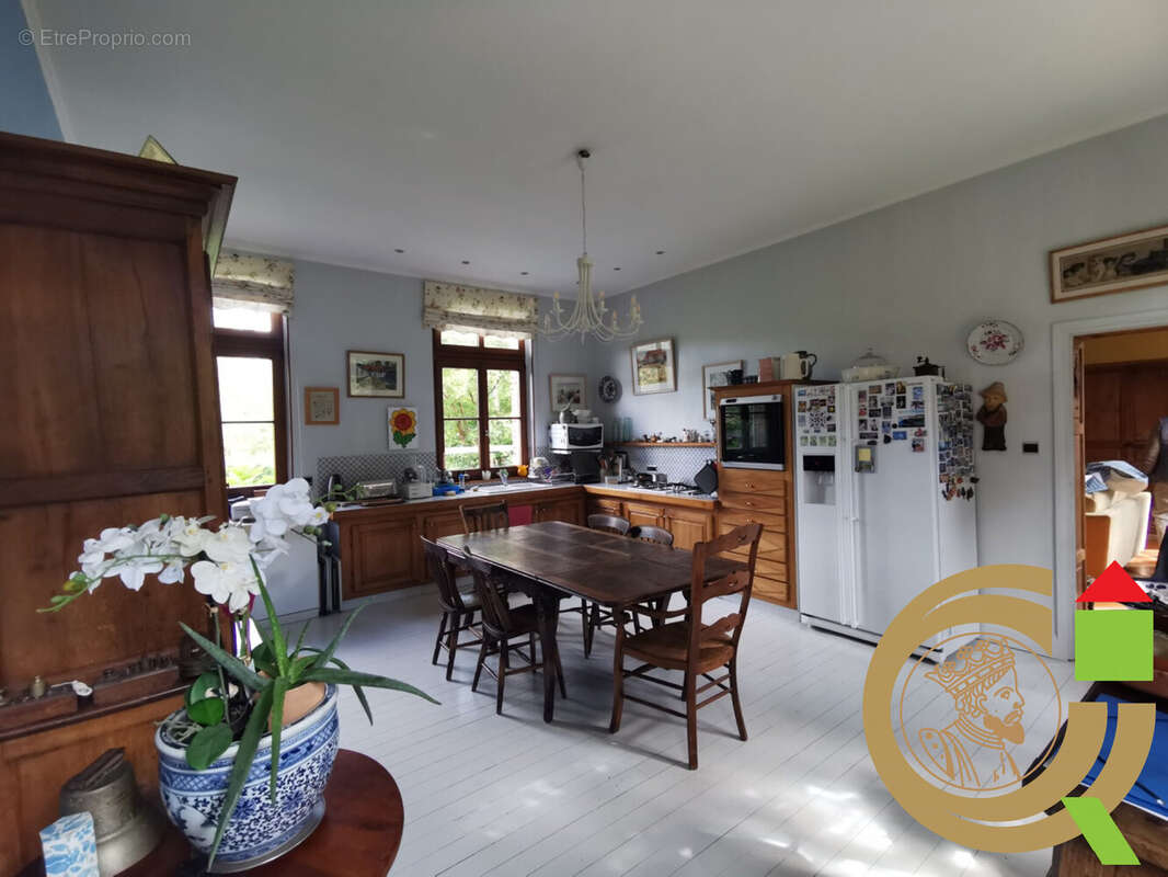 Maison 284 m² à Vieil-Hesdin  - photo 7
