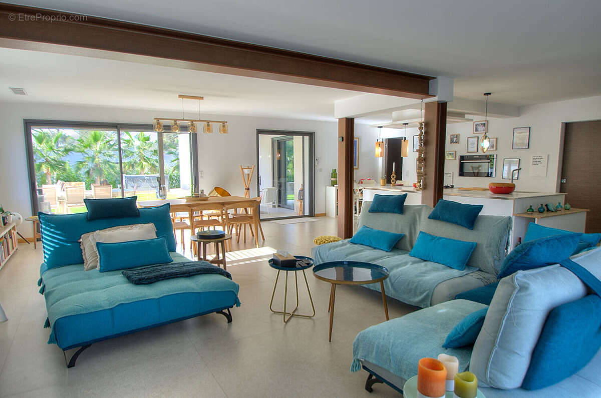 Maison à SAINT-RAPHAEL