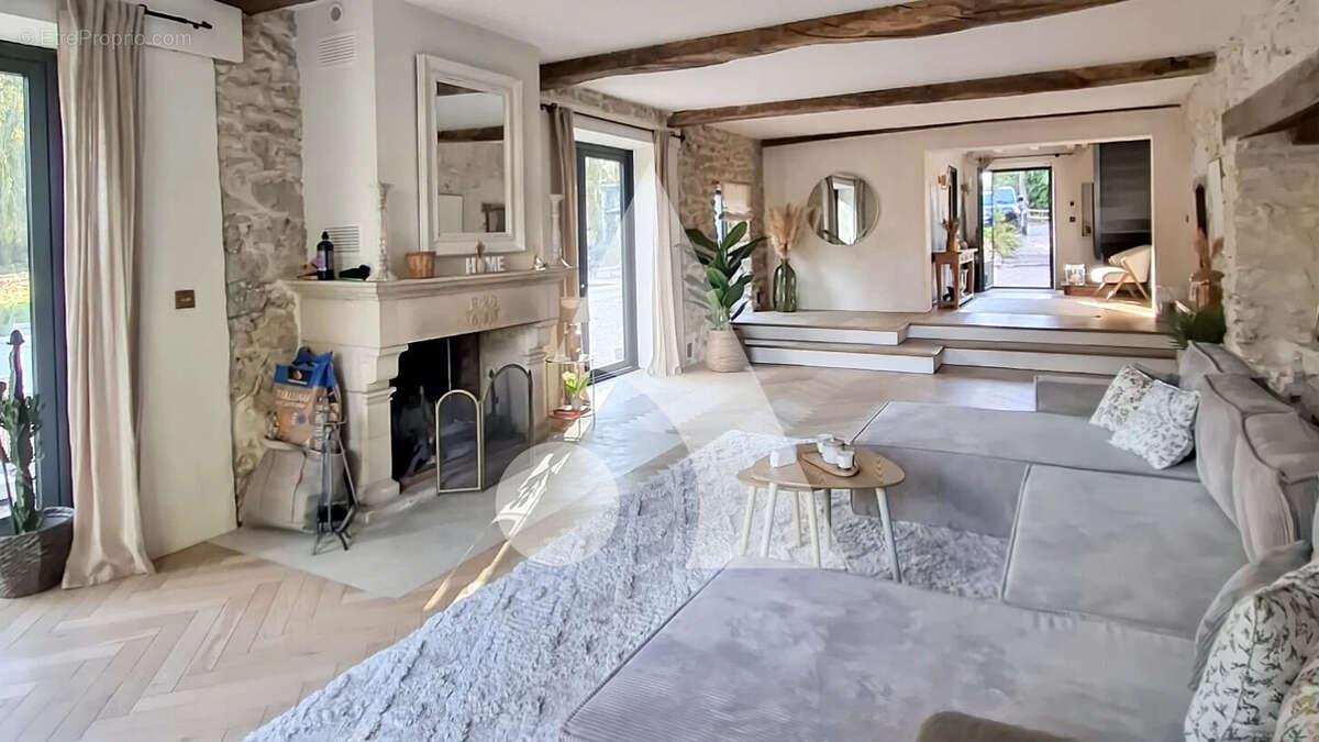 Maison à SAINT-MARTIN-DE-SEIGNANX