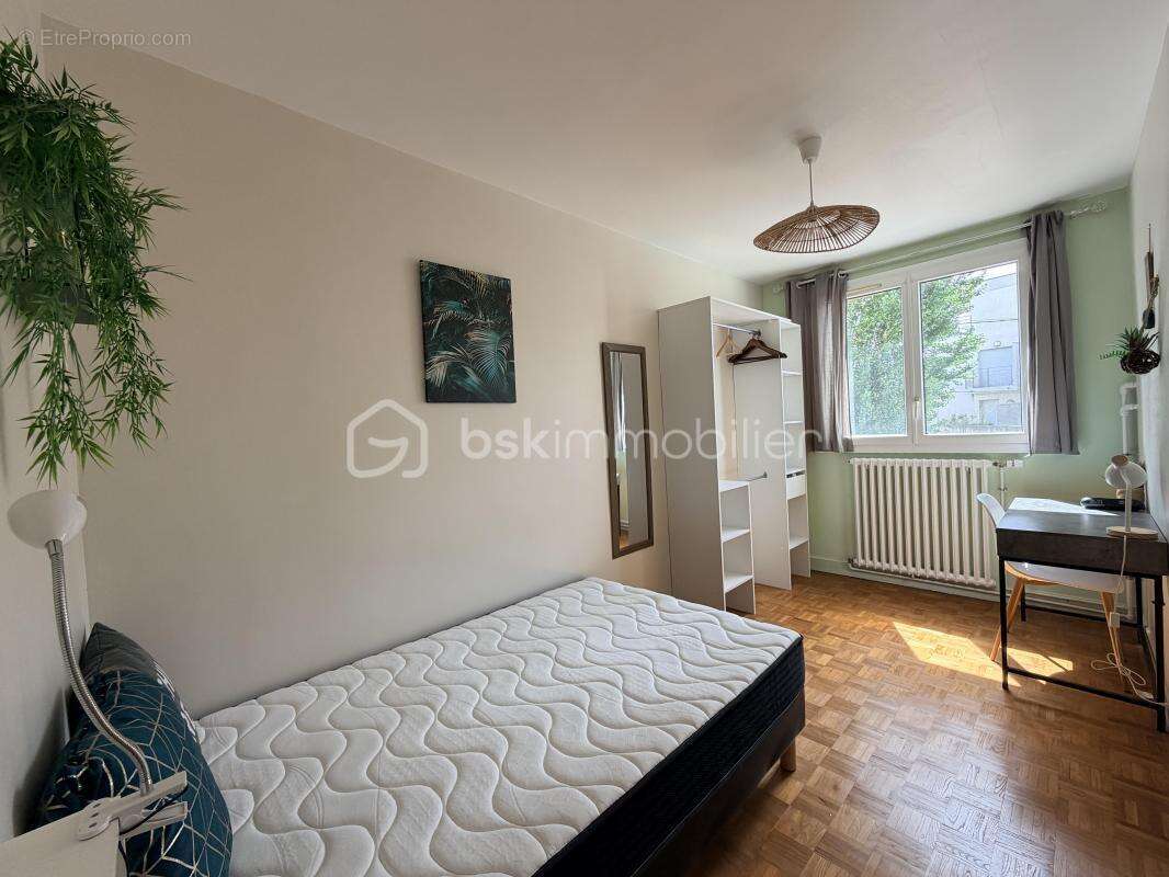 Appartement à LA RICHE