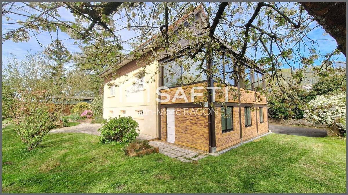 Photo 1 - Maison à POCE-LES-BOIS