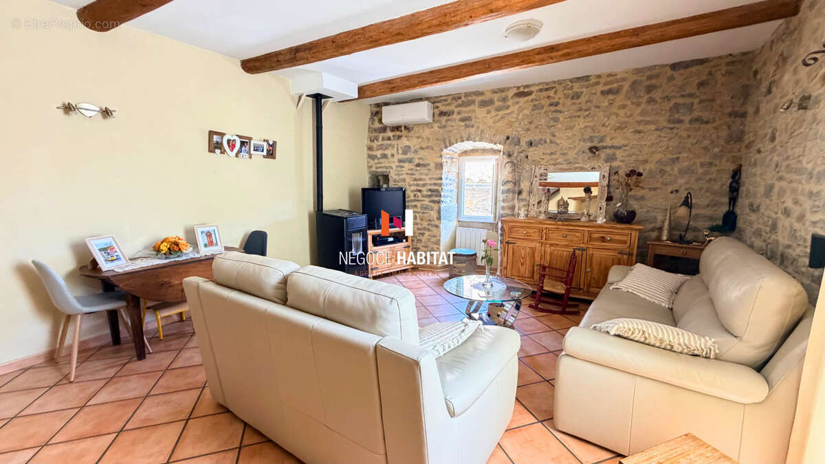 Maison à CLARET