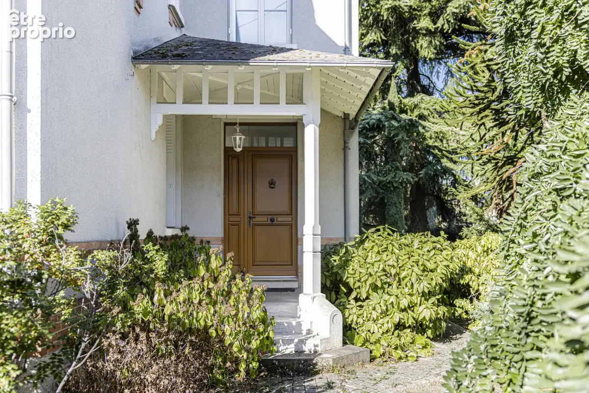 ORLEANS SUD-SAINT MARCEAU- Maison bourgeoise et familiale sur parc arboré. - photo 16
