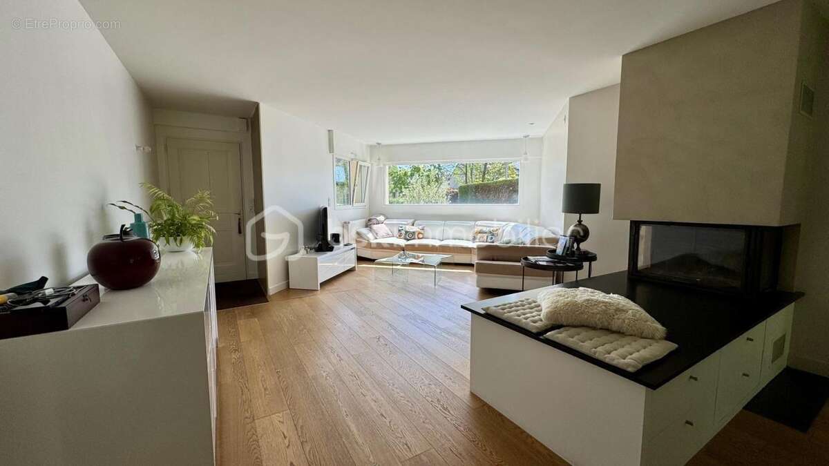Très belle maison contemporaine familiale - 8 pièces - 175m2 - avec jardin – PACÉ - photo 2