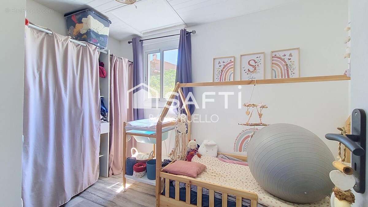 Maison 121 m² à Villelongue-Dels-Monts  - photo 9